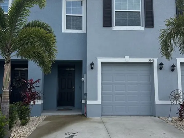 3915 Goldheart Blvd, Bradenton, FL 34208
