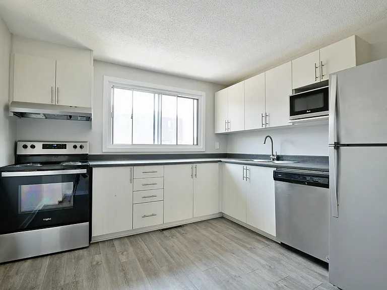 10 Deerfield Dr — Photo 40