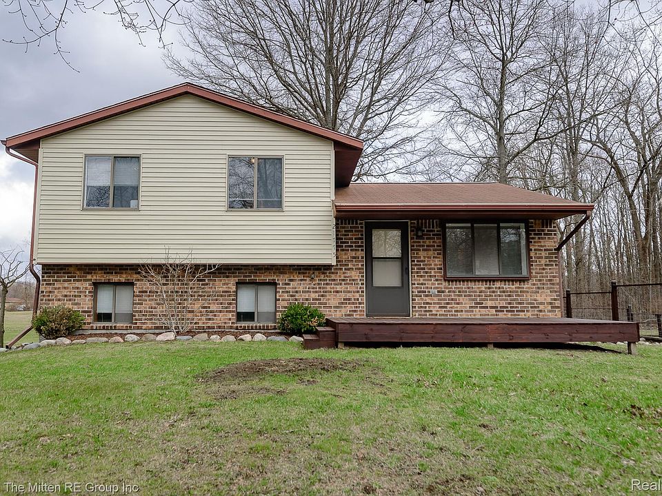 1st image of 21775 Clemmons Ct