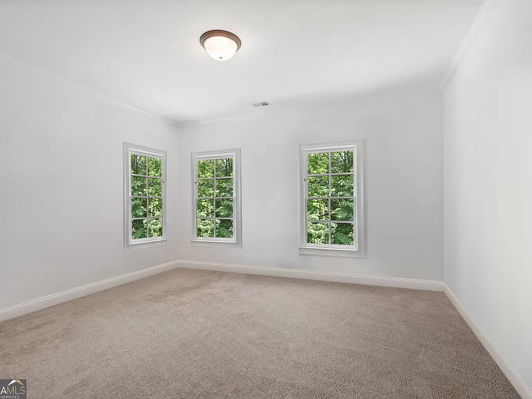 2045 Kent Ct — Photo 66