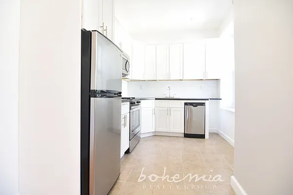 Rented by Bohemia Realty Group | media 5