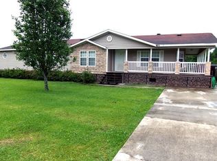 39082 Holly Hill Dr, Gonzales, LA 70737