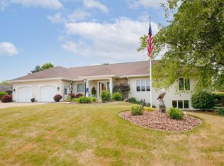 N1621 S Main St, Fort Atkinson, WI 53538