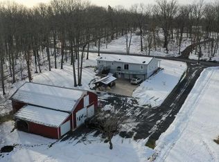 3119 W Mattie Rd, Breezewood, PA 15533