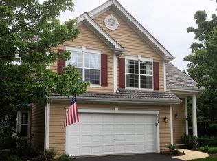 2190 Brookside Ln, Aurora, IL 60502