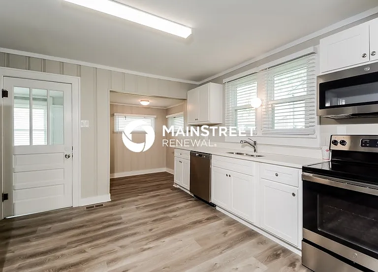 607 Lindsay Ave — Photo 4