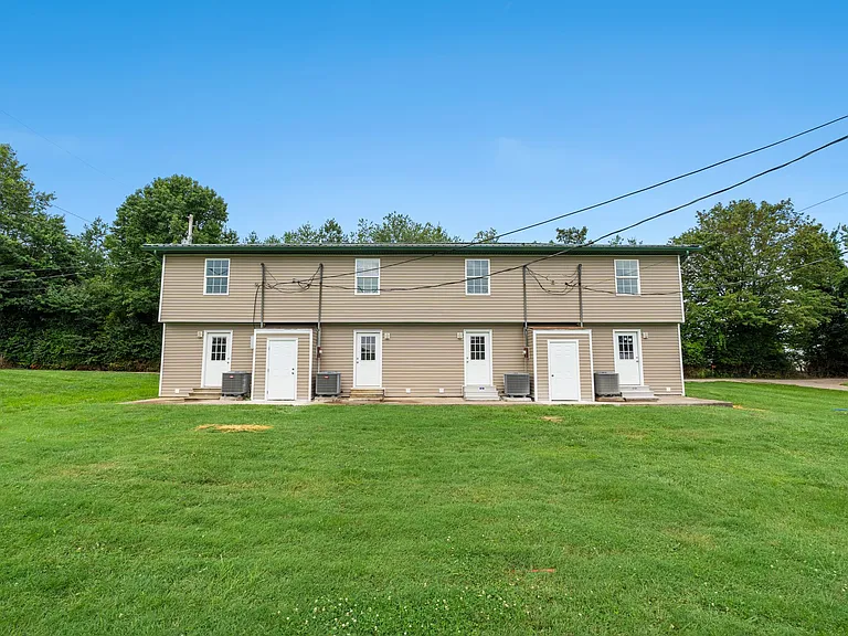 700 Jones Ln #8 — Photo 30