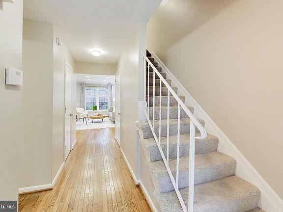 4th image of 7344 Greentree Rd