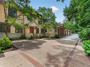1189 Hampton Park Dr, Saint Louis, MO 63117