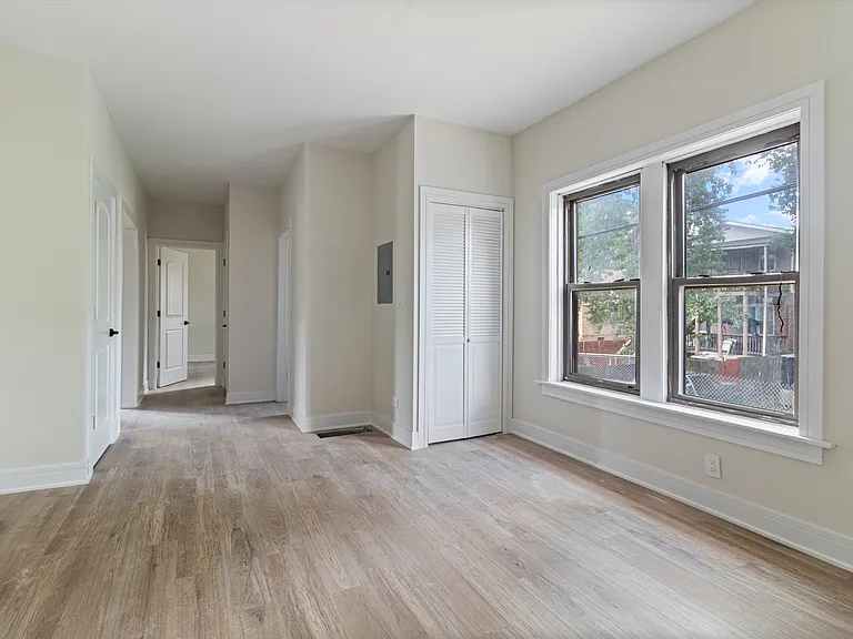 630 N Homan Ave #3A — Photo 8