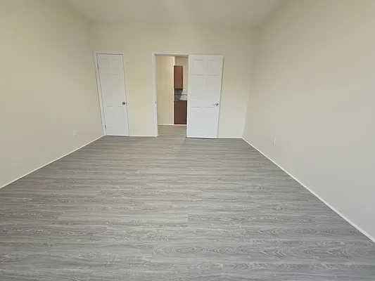 Rented by Voro Purple LLC | media 2