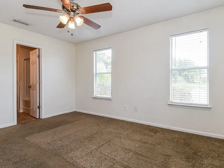 175 Nadia Michelle Ct S — Photo 9