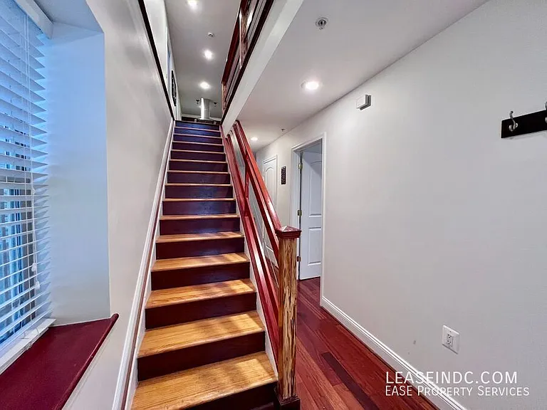 3573 Warder St NW #4 — Photo 14