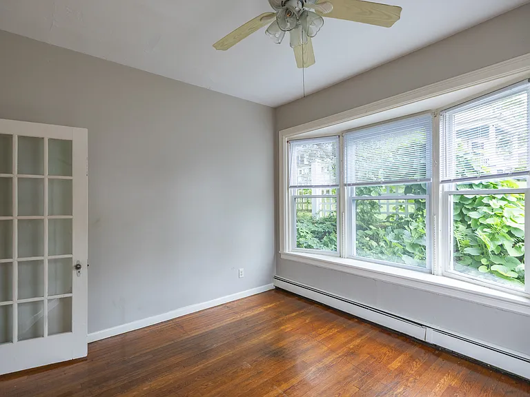 16 Elm St #1 — Photo 4