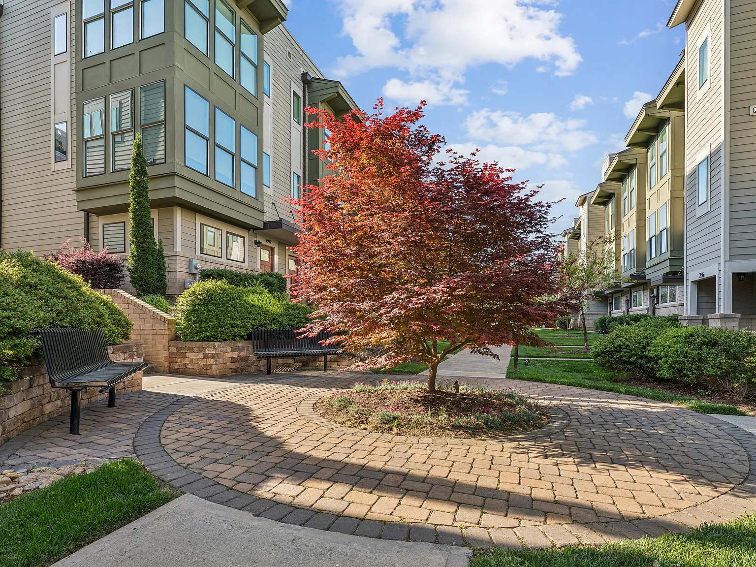 2 bed, 2.5 bath, 1226 sqft, $2,295 — Photo 3