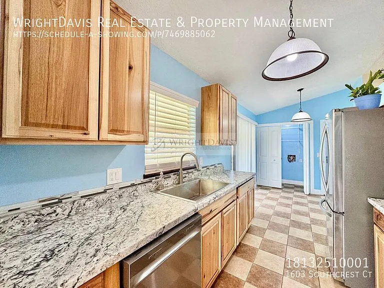 1603 Southcrest Ct — Photo 14