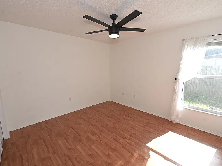 6524 Mauna Loa Blvd — Photo 14