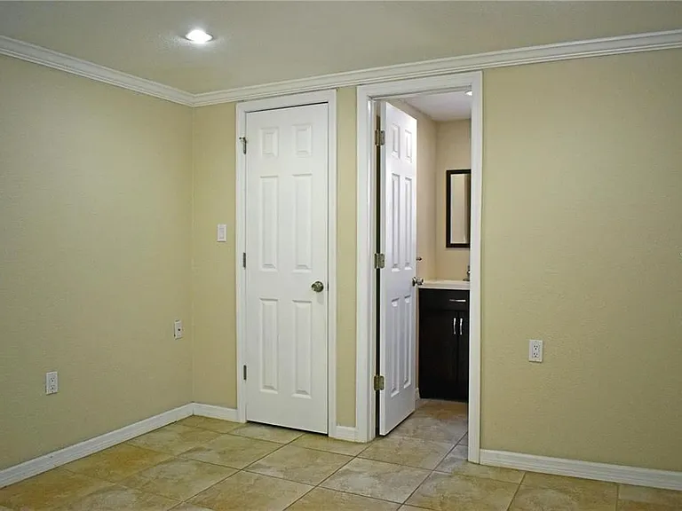 4311 W Virginia Ave — Photo 11