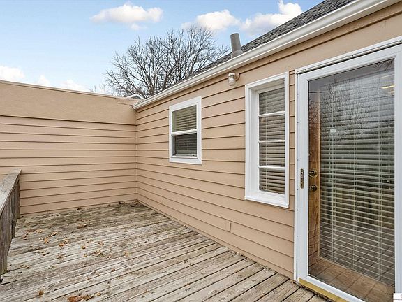 4th image of 3109 S 42nd St