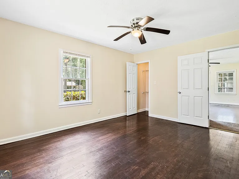4150 Hanes Dr — Photo 11