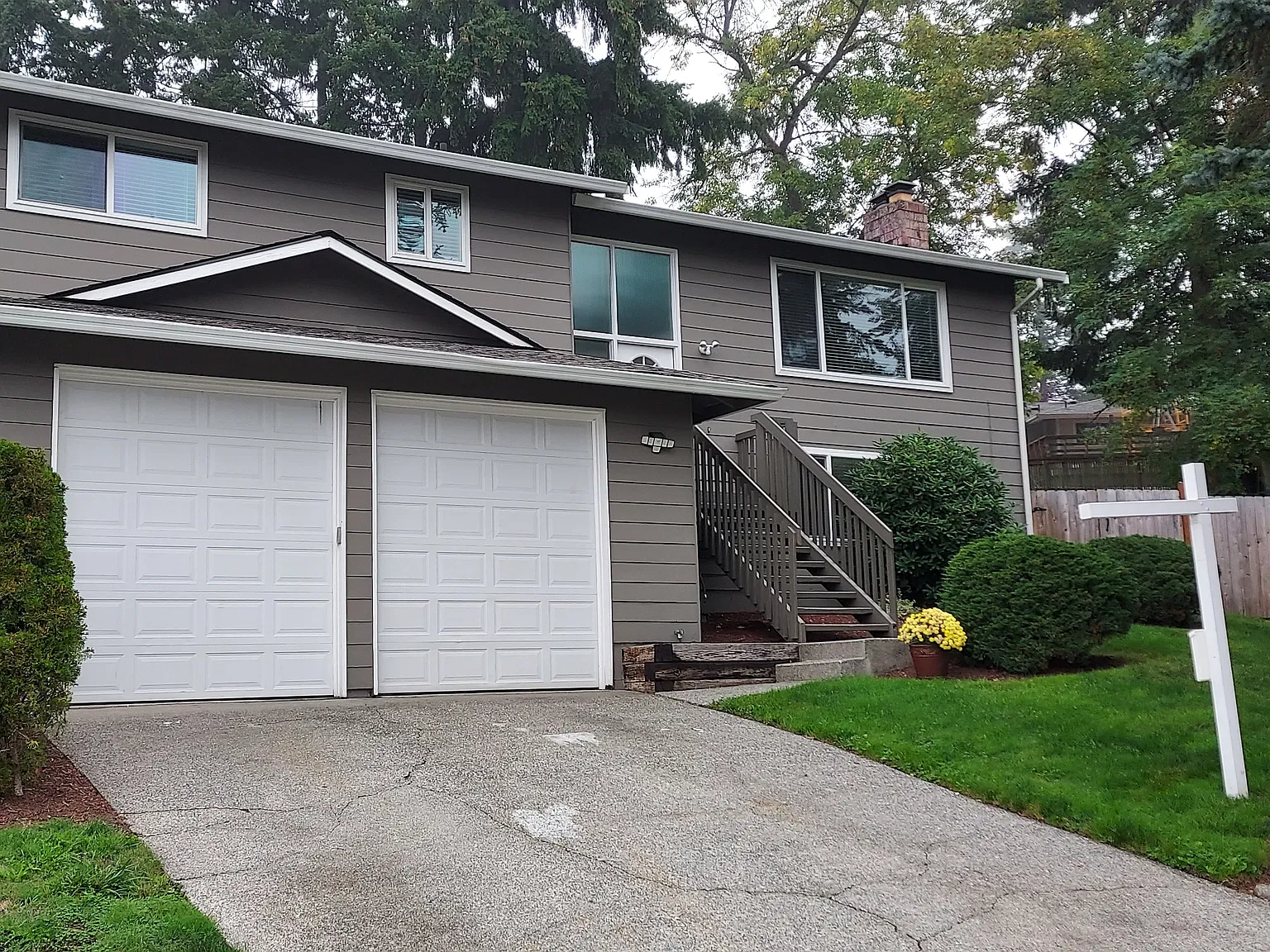 12416 SE 211th Pl — Photo 2
