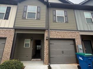 6085 Oak Bend Ct, Riverdale, GA 30296