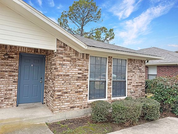 3rd image of 818 Mirabell Ct