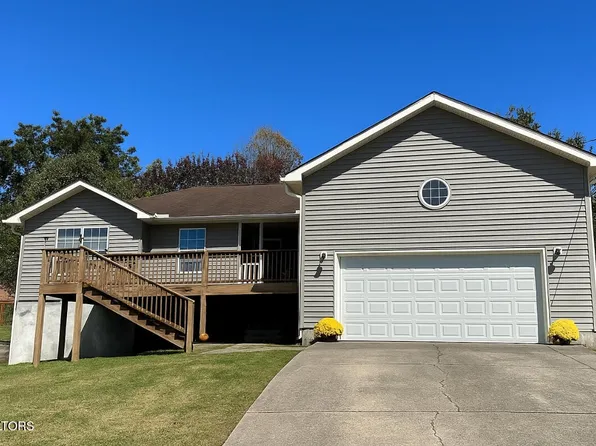 8404 Old Midway Rd, Lenoir City, TN 37772