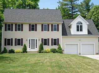 1 Pond Ct, Cherry Valley, MA 01611