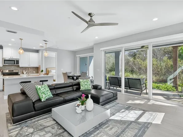 2554 SEYCHELLES DR #904, NAPLES, FL 34112