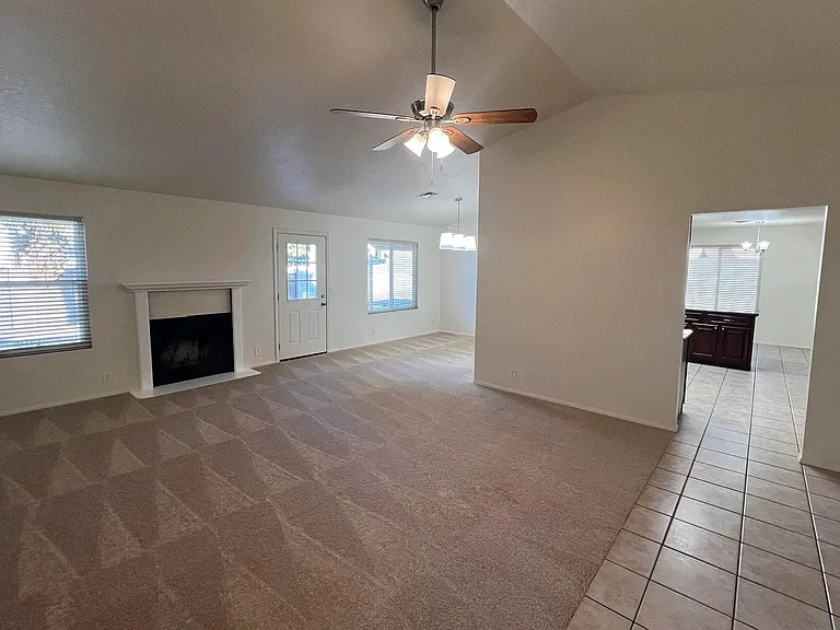 1321 E Morrow Dr — Photo 8