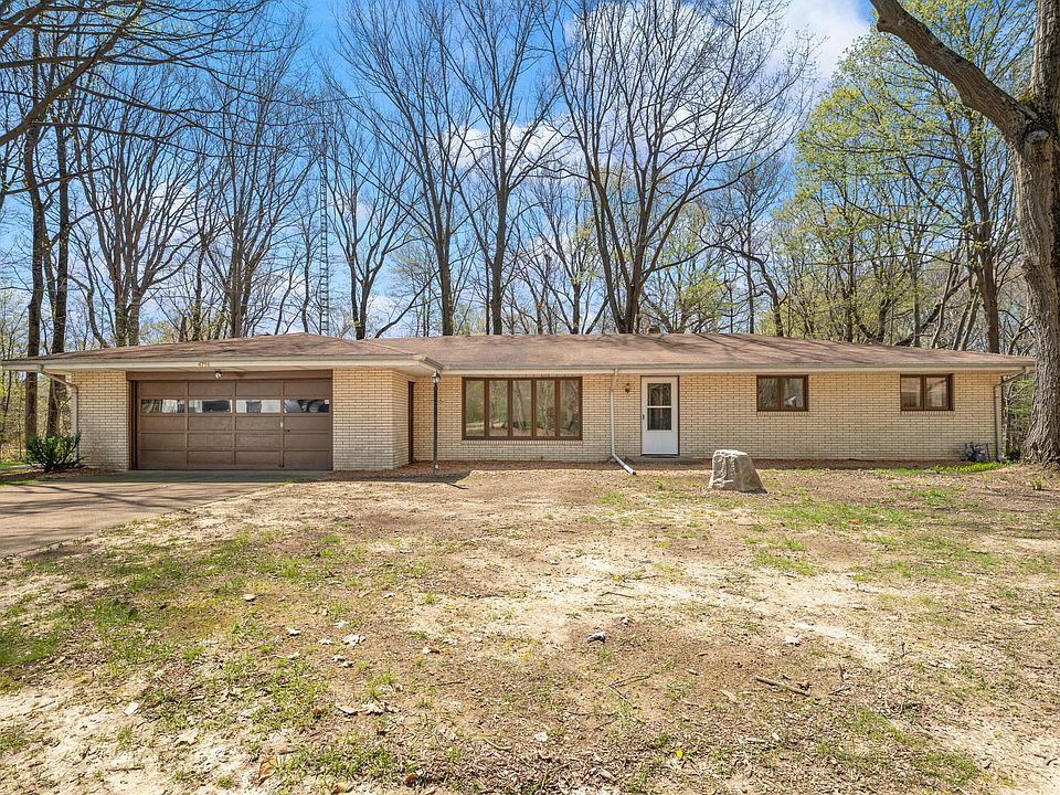 1st image of 4796 Naomi Ln