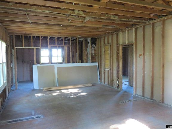 3rd image of 515 E Madison Ave
