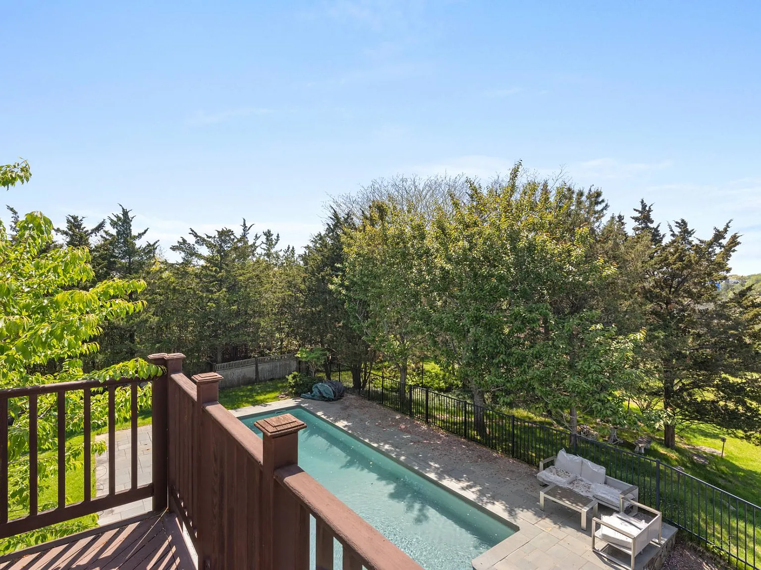 Resort-Level Retreat With Water Access — Photo 3