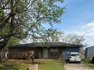 102 N 36th St, Van Buren, AR 72956