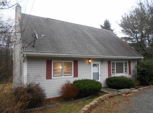 7250 Rt 374, Clifford, PA 18413