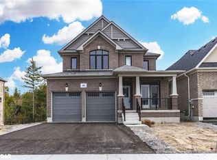 41 Wakefield Blvd, Essa, ON L3W0L8