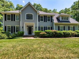 96 Country Club Rd, Avon, CT 06001