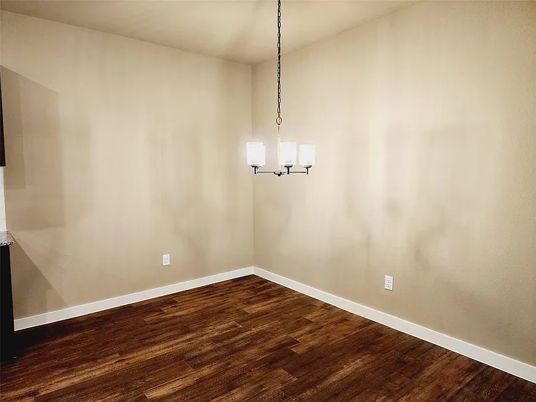 9836 Grosbeak Ln — Photo 12