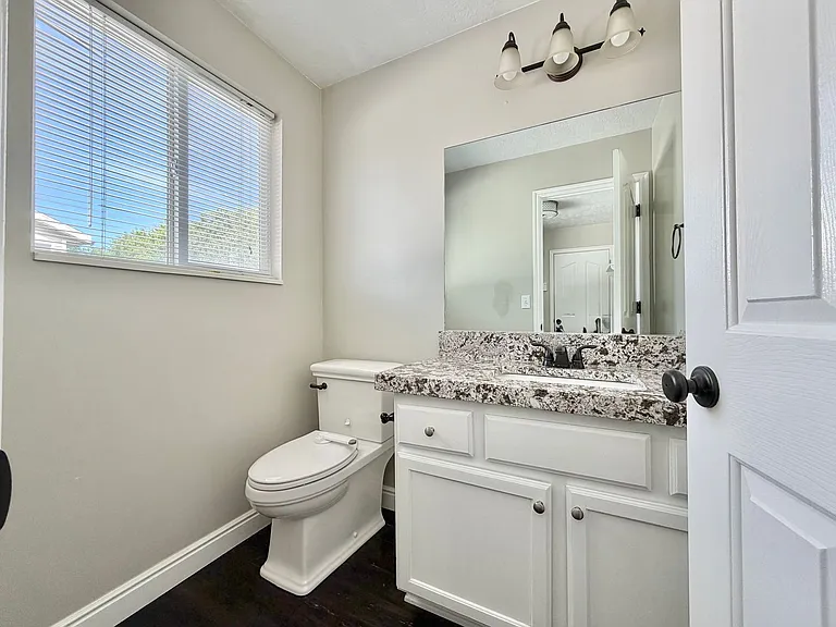 4772 W 9070 S — Photo 15