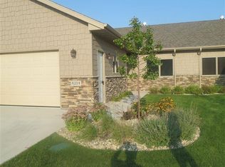 6214 S Monterey Pl, Sioux Falls, SD 57108