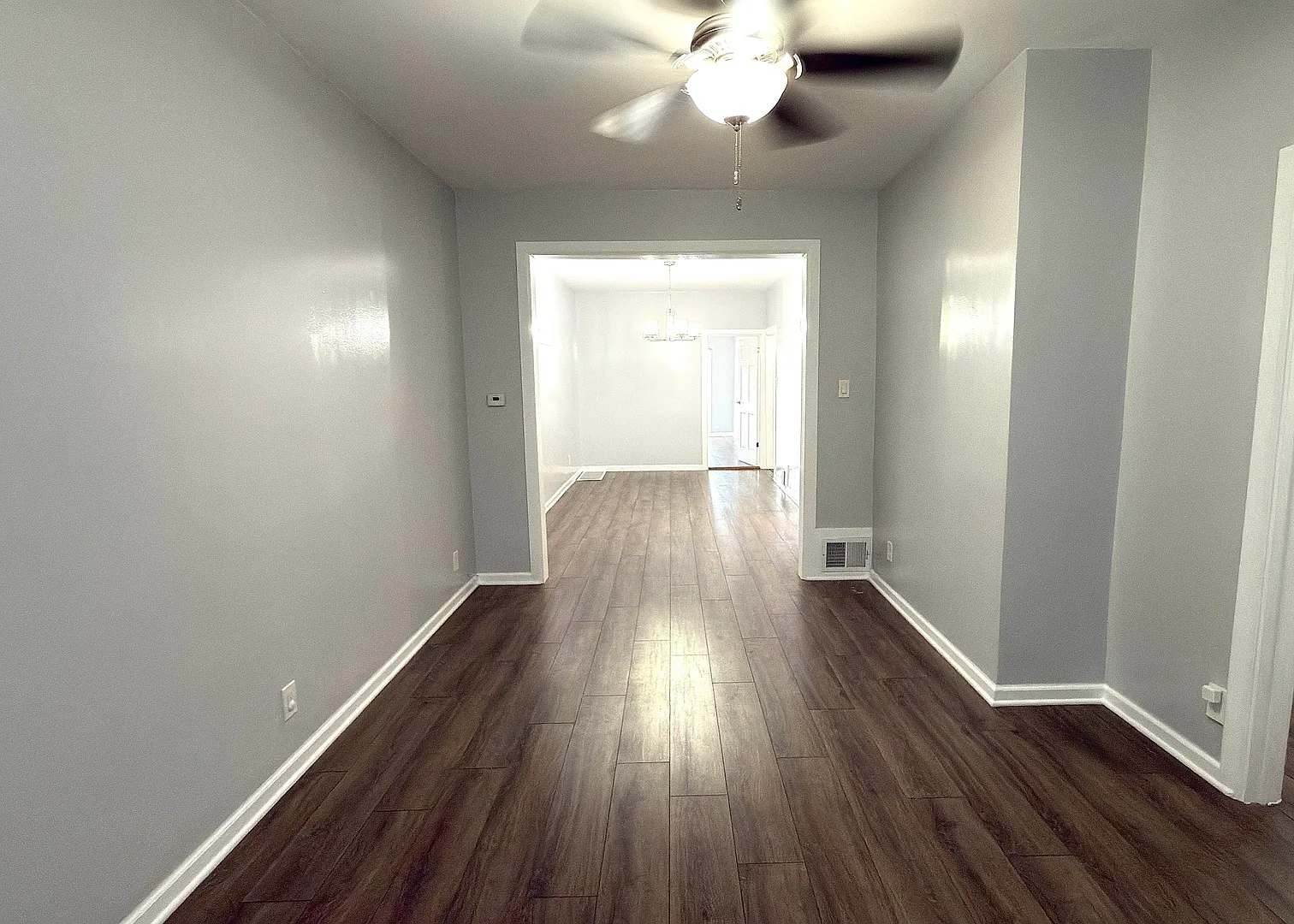 2 bed, 1000 sqft, $2,400 — Photo 4
