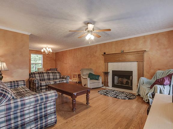 4th image of 5968 NW Katrina Ln