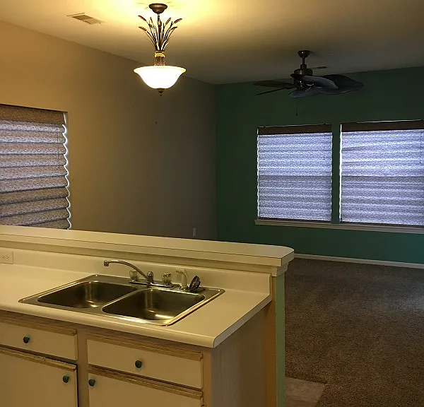 1302 River Oaks Dr #4A — Photo 4