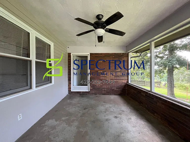 723 White Oak Cir — Photo 24