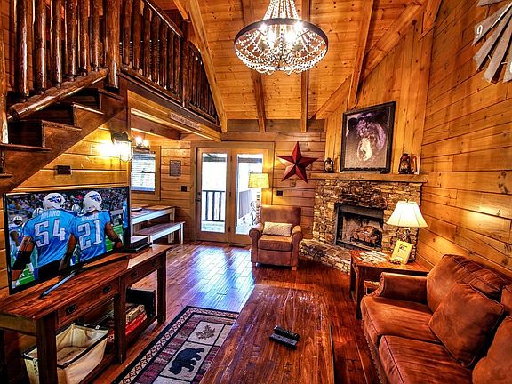 5th image of 2919 Valley Springs Way #2CUTE