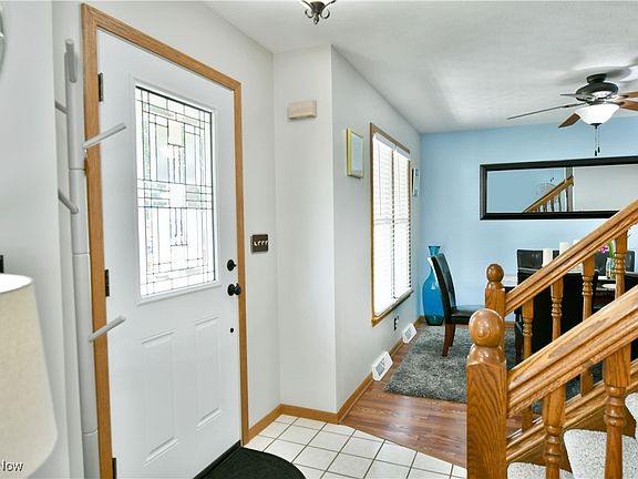 4th image of 3756 Castle Ct