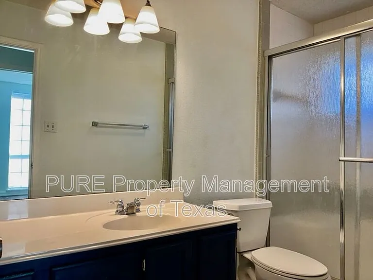 606 Eaglecreek Dr — Photo 18