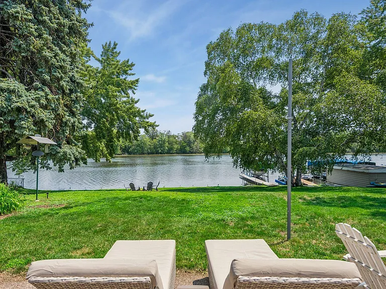 5636 Twin Lake Ter N — Photo 27