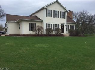 156 Stratford Rd, Hudson, OH 44236